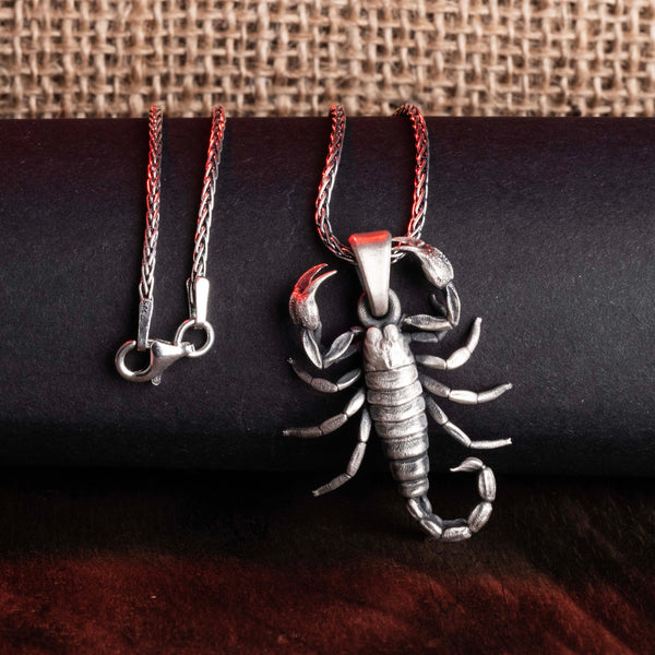 Buy 18K Mens Scorpion Rope Necklace, Scorpio Jewelry, Gift for Scorpio,  Scorpio Boyfriend Gift, Large Scorpion Pendant Necklace, Gold Filled Online  in India - Etsy